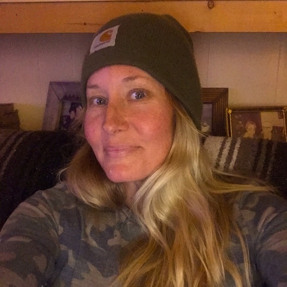 Meet your Posher, Kelley - Picture 3 of 10